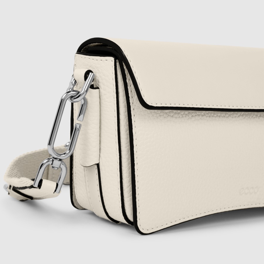 Creme ECCO Textureblock Cassette Bag Compact